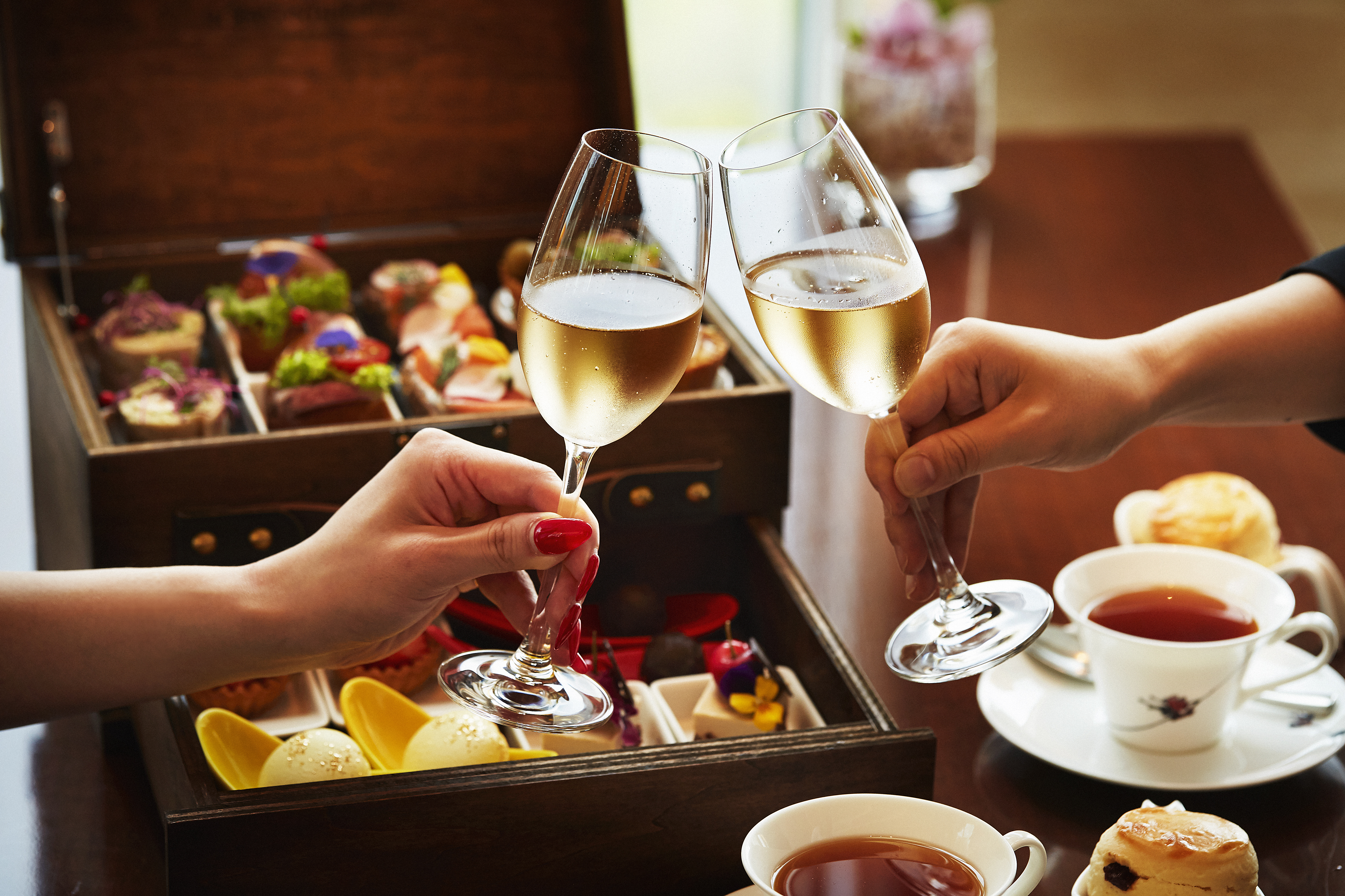 ラウンジ「3-60 （スリーシクスティ）」 - インターコンチネンタル