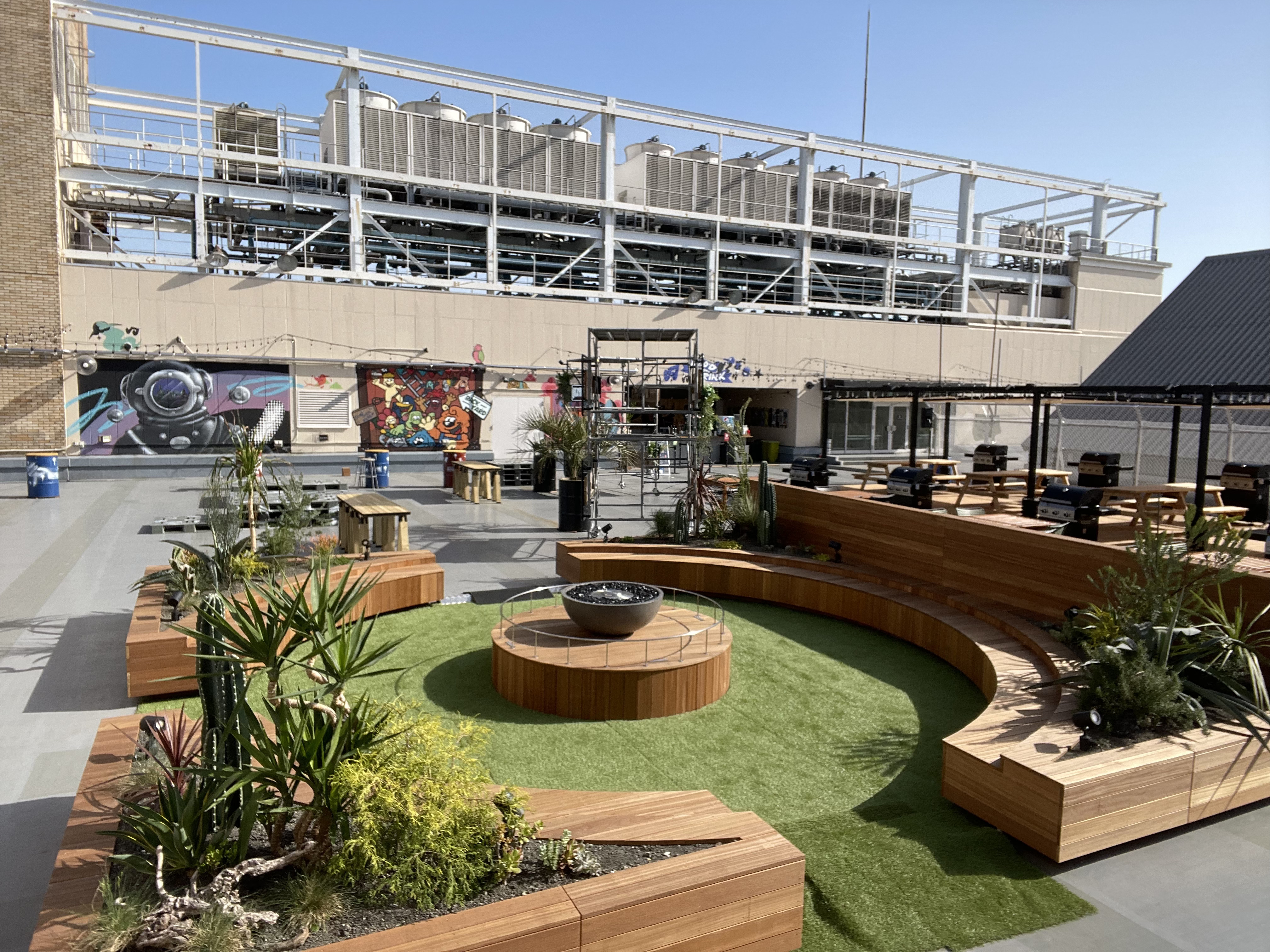 BACK YARD -Brooklyn Park Yokohama-の施設画像1