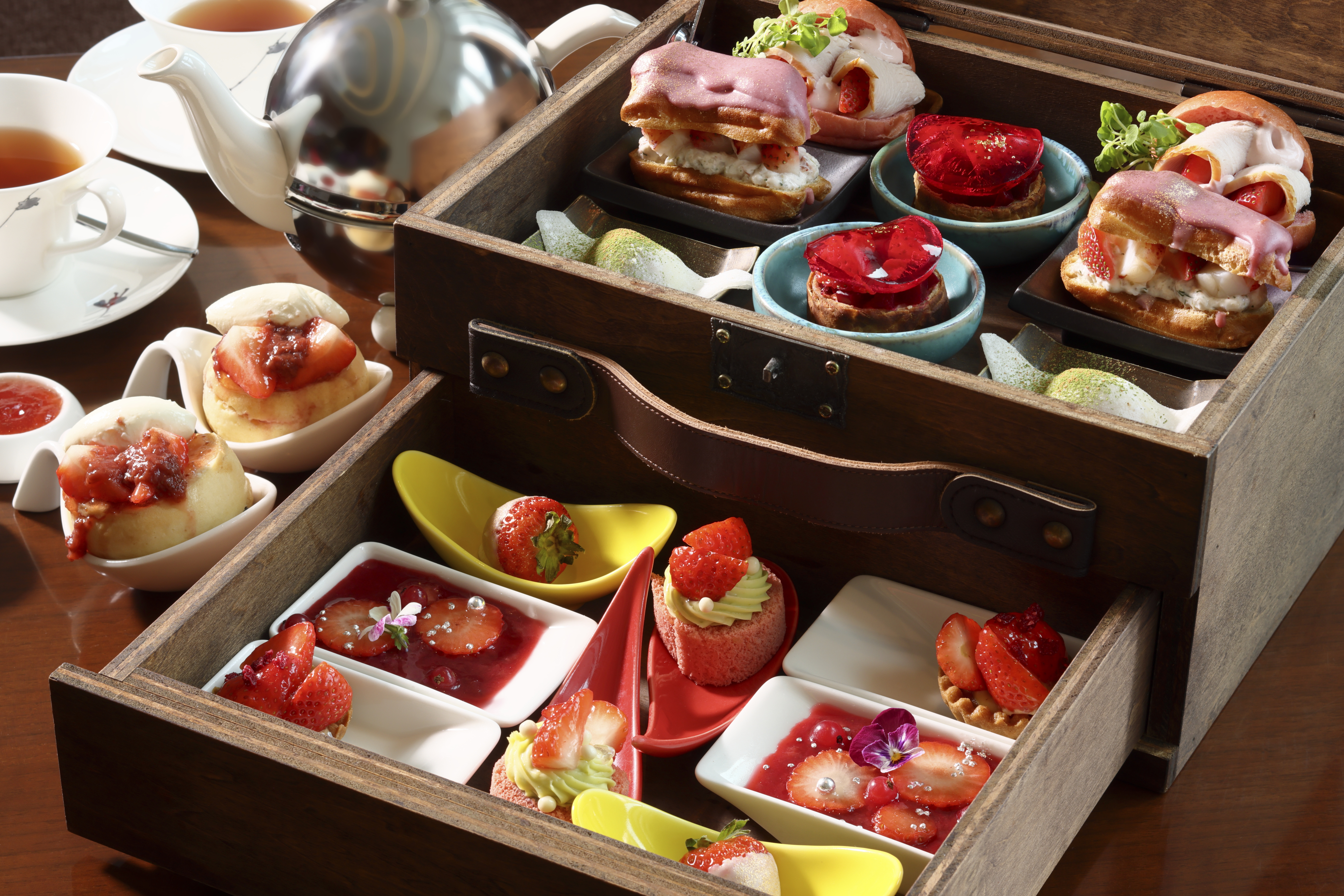 【美品】大阪送料無料★3か月保障付★2020年★MR-CX30F-W★IR-75 大阪限定配送☆3か月保証☆三菱☆2020年MR-