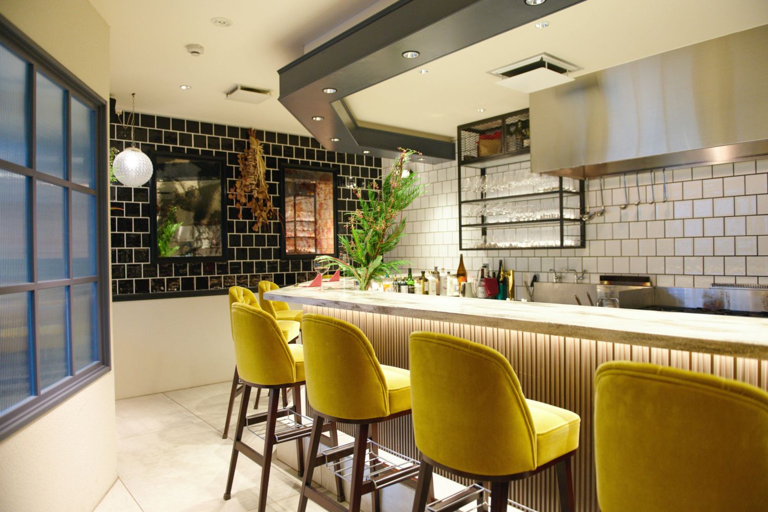 ビストロSLBの施設画像1