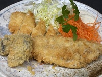 選べる定食　３品（鯵、鶏、牡蠣）