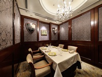 Limited to 1 group per day Lunchtime Salon Azure Room Charge Service Plan