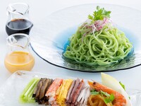 翡翠冷麺(杏仁豆腐付き）