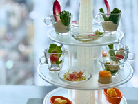 年末年始 TOP LUNCH［メインが選べるデザート付コース］