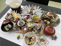 【鴨川納涼床席利用】鱧をふんだんに取り入れた　料理長おすすめ昼限定コース　