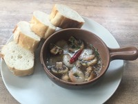 【テイクアウト】海老とマッシュルームのアヒージョ　(パン4P付)