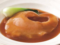 【テイクアウト】フカヒレの姿煮 上海の伝統スタイル（大）