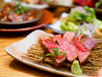 ■■ 日南鰹と伝統的もも焼きセット ■■今なら宮崎牛炭焼きをメニューイン！