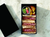 国産牛ロースかつサンドウィッチ