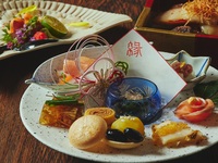 [New Year's Dinner Course] New Year's Kaiseki Course - 8 dishes including domestic beef sukiyaki - + toast drink (January 1st to 3rd)