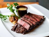 CHOICE OF 2 STARTERS + HOLSTEIN FILLET 150G LUNCH SET