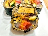 お持ち帰り　海鮮太巻き（上）