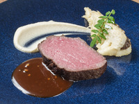 <lunch>神戸ビーフと鮮魚を愉しむWメイン　お料理全5品とデザート1品