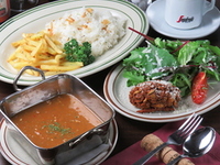 【ランチ】Aセット◆スパイシーカレーライス〈全3品〉