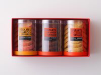 [TAKEOUT-PIERRE HERMÉ PARIS-Sables] Assortment of 3 sables ¥5,076