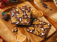 Festive Edition Dark Chocolate Bar