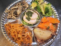 ≪前菜盛り合わせ≫ Ｓサイズ 約5種類（1～2人前）