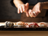 すし絵馬  年末年始ディナ－コ－ス