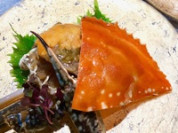 ワタリ蟹の紹興酒漬けと海老蟹づくし料理、お坊さんが塀を飛び越えて飲んだ伝説のスープ「佛跳牆」のスペシャルディナーコース（4/23～6/21）