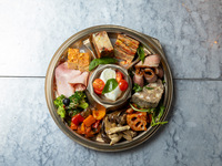 前菜10種類盛り合わせ【2-3人前】