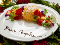 【記念日におすすめ】　幸せのミモザケーキにメッセージをそえてL