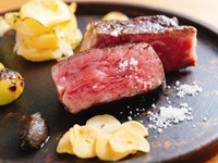 【本まぐろと黒毛和牛A５ランクいちぼステーキコース】+プラスアップ飲み放題２時間付き