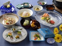Seasonal Kaiseki [Mizuhikisou-Kaiseki] 