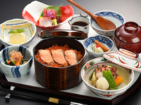 秋の味覚　はらこめし膳