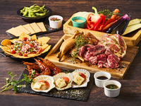人気No1プラン♪　牛・豚・鶏＆海鮮が楽しめるスタンダードBBQ　12品　7,800円(税込)　IPAなど6種のビールと12種のワイン含む2時間飲み放題付