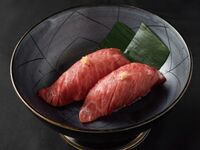 近江牛あぶり寿司 一貫