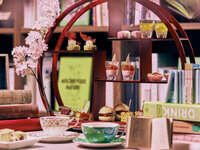 [特典付]【和洋中のスイーツ】茶葉交換ができる本のあるアフタヌーンティー＋選べる乾杯ドリンク＆プチギフト（平日個室）