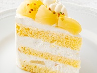 白桃のショートケーキ
