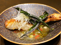 【Standard】豚や鴨・仔羊などその日の厳選食材を味わう 全9品