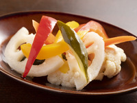 旬野菜の自家製ピクルス
