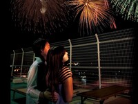 【特製花火弁当付】おのみち住吉花火まつり～屋上最前列の特別観覧桟敷4名席～