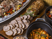 ＜Weekends and Holidays＞ Lunch Buffet (Adults)