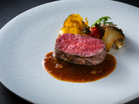 [Kursus makan siang]