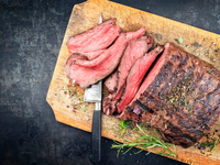 【토, 일, 공휴일 3,600 엔 호텔 뷔페】 딸기의 로스트 비프 뷔페 + 차 / 40 종 이상 요리 음료 바