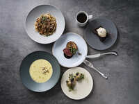 【LUXURY DINNER】前菜、スープ、メインとパスタ、デザートまで楽しめる全5皿