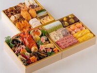 【配送】和洋中三段重  （送料込）