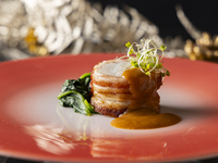 [Limited to December 20th-25th] Christmas Dinner Course + Glass of Champagne