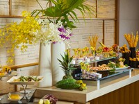 【5/2-5/5】Golden Week Special Dinner Buffet with Free Flow Drinks—18,000 yen per adult