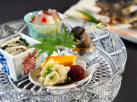 Kaiseki: Tsubaki (table seating)