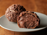 [ซื้อกลับบ้าน] พัฟครีมช็อกโกแลตออร์แกนิค