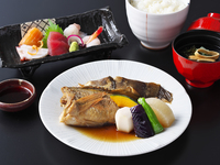 煮魚二種・刺身定食