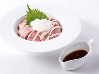 プレミアムローストビーフ丼