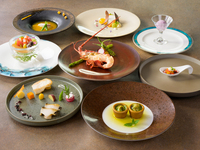 【시그니처】이세 새우・鮑か黒毛和牛 선택할 수 있는 메인 전 8품 요리사 추천 코스・테이블 체크 예약 한정 선택할 수 있는 원음료 첨부