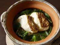 ≪런치≫WEB 예약 한정・수량 한정【히나타 도미메 어선】흑모 일본소 포함한 제철 야종 모듬과 진 도토 냄비 밥