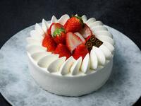 Seasonal fruit cake (fresh cream decorated cake) No. 4