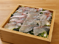 真鯛の蒸籠蒸し×おばんざい大皿7種盛合せ×旬菜堪能コース全12皿【2.0h飲み放題付】　5000円(税込)